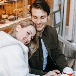 Ligar en Línea Guía Completa para Conocer Nuevas Personas