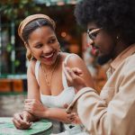 Amigos virtuales para adultos en la era digital image_608.jpg